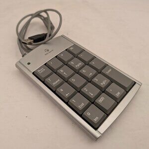 TARGUS Numeric Keypad w/ USB Hub | PAUK10U | Item # 10 | Silver | USED | TESTED